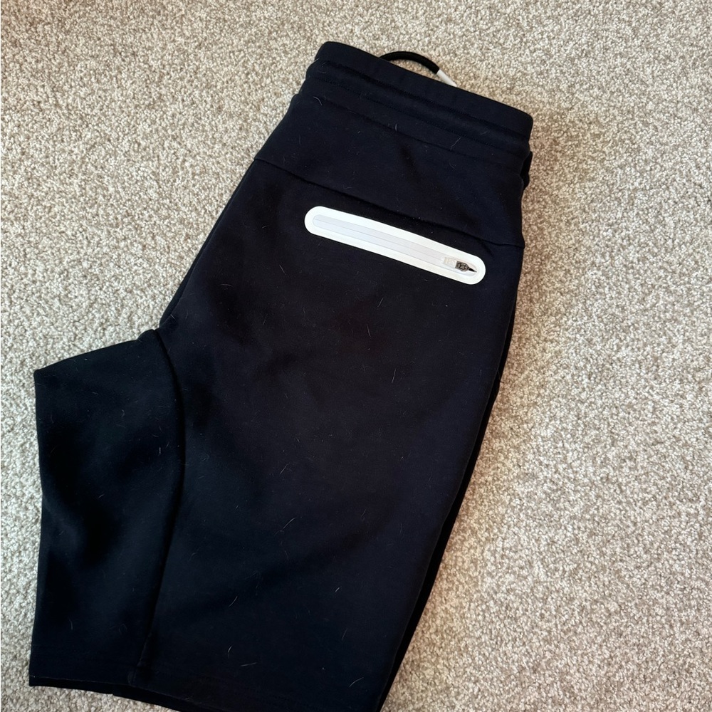 Men’s zyia shorts - Picture 2 of 2
